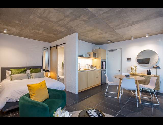 0.5 BEDROOM APARTMENT RENTED IN SEA POINT